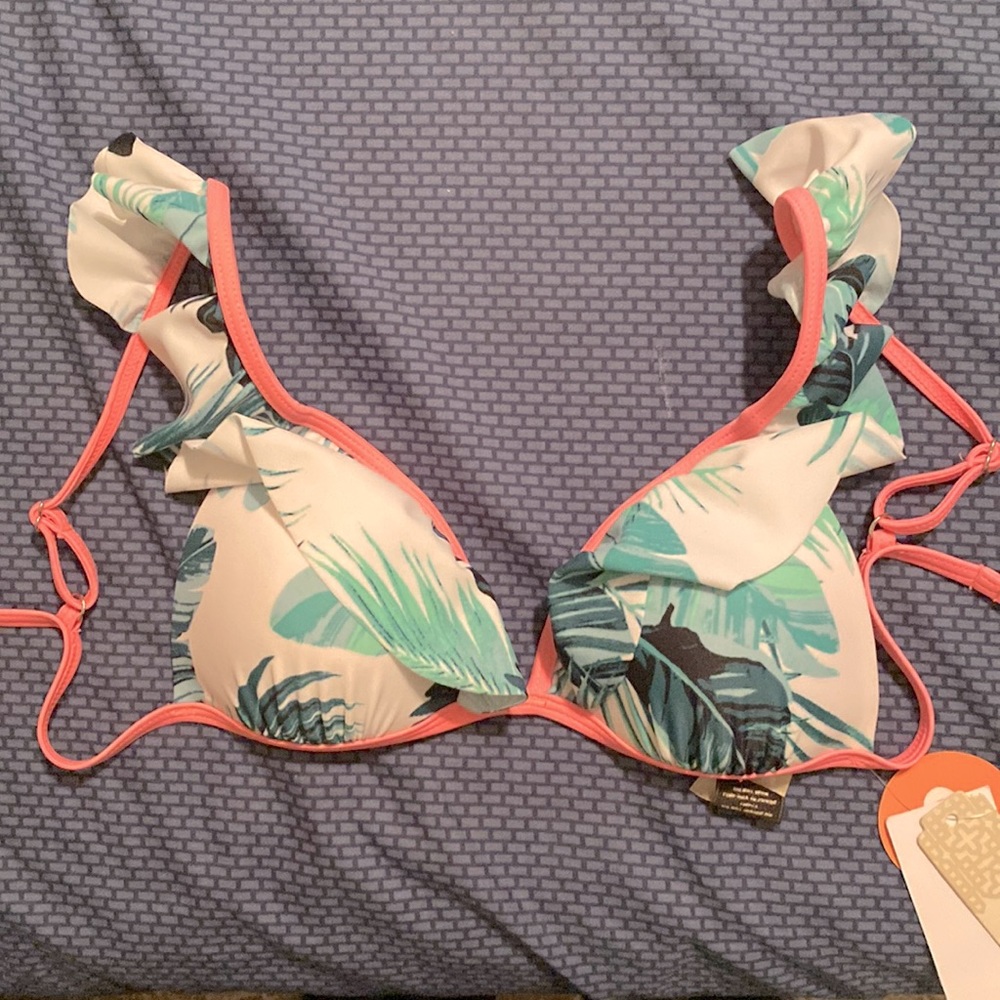 Leafy Push Up Bikini Top with Ruffles